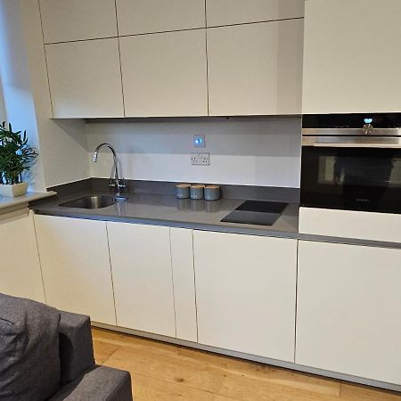 Studio Flat In Tottenham London Exterior photo